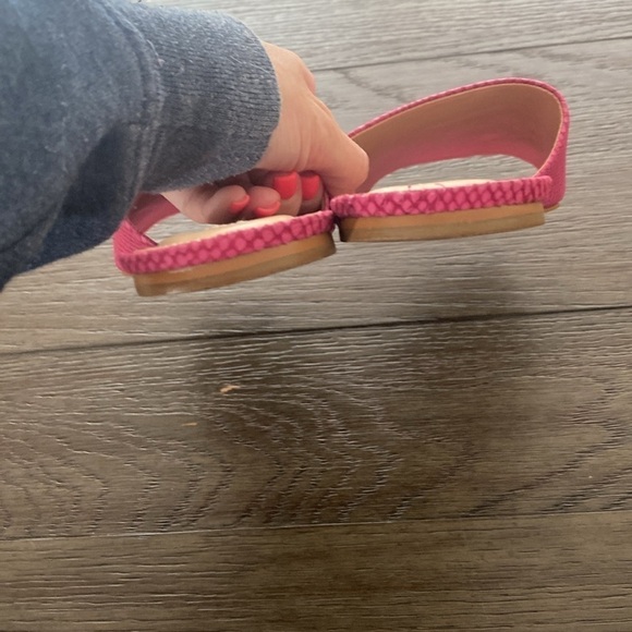 Saks 5th Avenue Bright Pink Slide Sandals | Size 9 - Picture 9 of 11